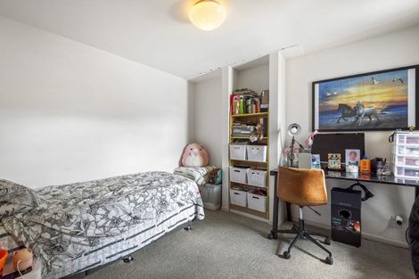 Photo of property in 38 Saddleback Rise, Murrays Bay, Auckland, 0630