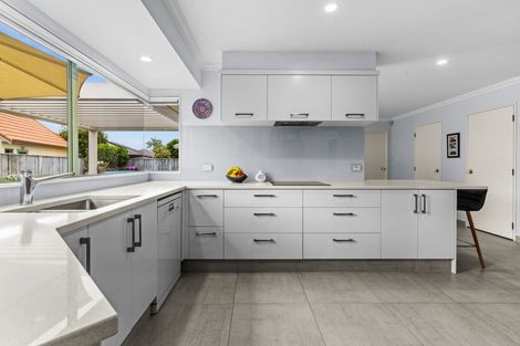 Photo of property in 1 Mission Road, Greenmeadows, Napier, 4112