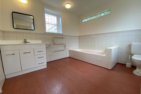 Photo of property in 71 Homebush Road, Khandallah, Wellington, 6035