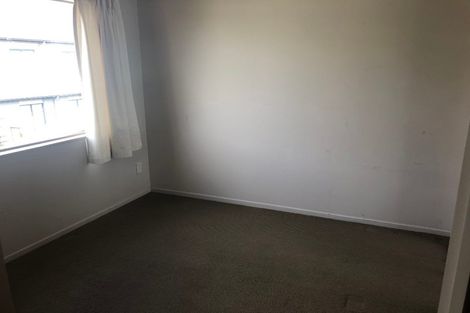 Photo of property in 13 Bushpark Place, Flat Bush, Auckland, 2016