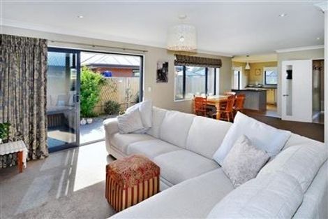 Photo of property in 25 Merrilees Place, Linwood, Christchurch, 8062