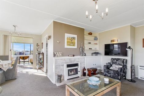 Photo of property in 1 Bond Street, Waimate, 7924
