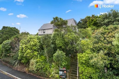 Photo of property in 10 Calvert Place, Shiel Hill, Dunedin, 9013