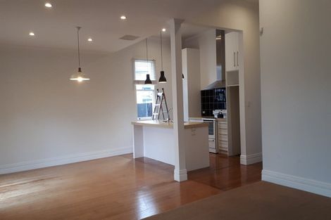 Photo of property in 15 Douglas Street, West End, Palmerston North, 4412