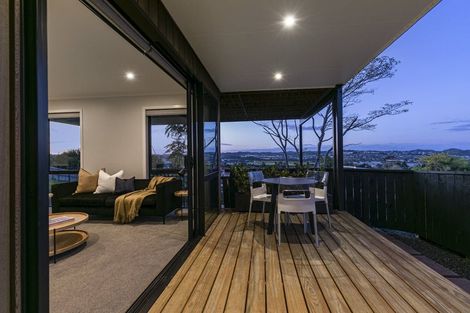 Photo of property in 130 Hibiscus Coast Highway, Red Beach, 0932