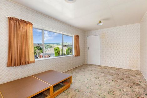Photo of property in 4 Tainui Terrace, Tawa, Wellington, 5028