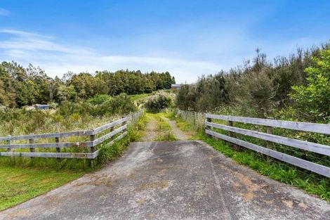 Photo of property in 16 Waymau Lane, Coatesville, 0792