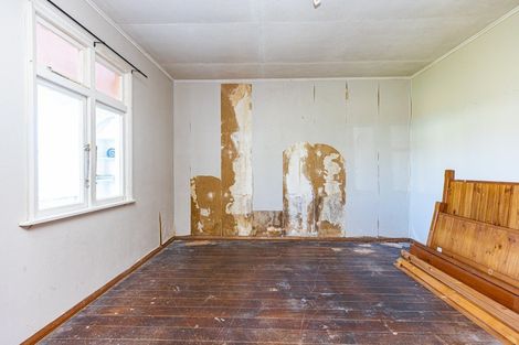 Photo of property in 160 Puriri Street, Castlecliff, Whanganui, 4501