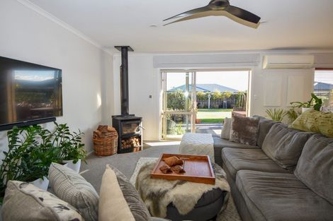 Photo of property in 50 Armstrong Avenue, Carterton, 5713