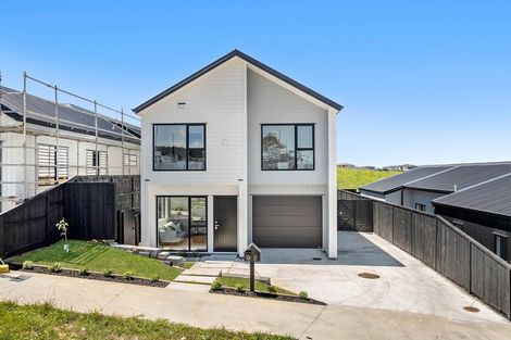 Photo of property in 92 Huanui Drive, Wainui, 0992