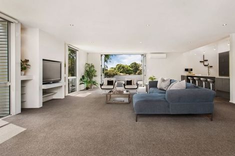 Photo of property in 4 Lantern Lane, Halswell, Christchurch, 8025