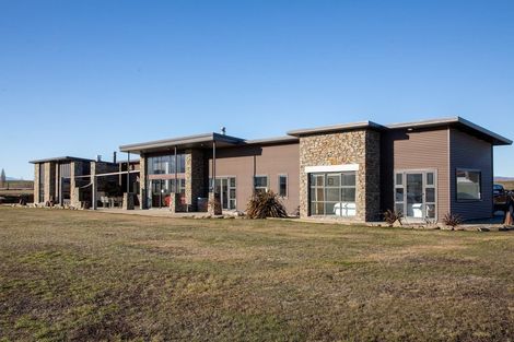 Photo of property in 309 Golden Road, Springvale, Alexandra, 9393