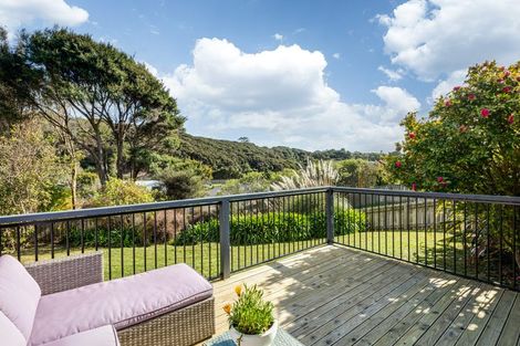Photo of property in 63a Albatross Close, Whitby, Porirua, 5024