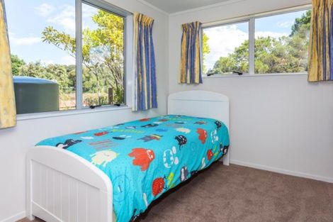 Photo of property in 18 Riverview Road, Cooks Beach, Whitianga, 3591