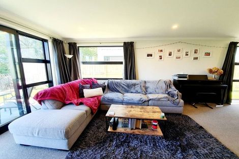 Photo of property in 81a Banks Street, Marfell, New Plymouth, 4310