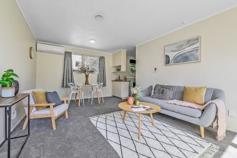 Photo of property in 2/271 River Road, Claudelands, Hamilton, 3214