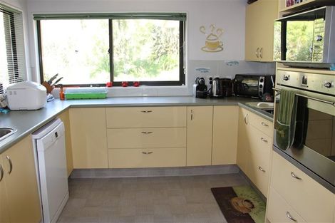 Photo of property in 5 Seaview Crescent, Picton, 7220