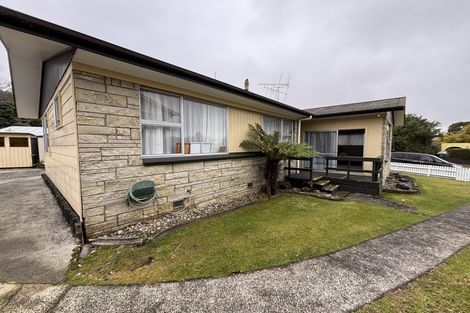 Photo of property in 12 Karaka Place, Tokoroa, 3420