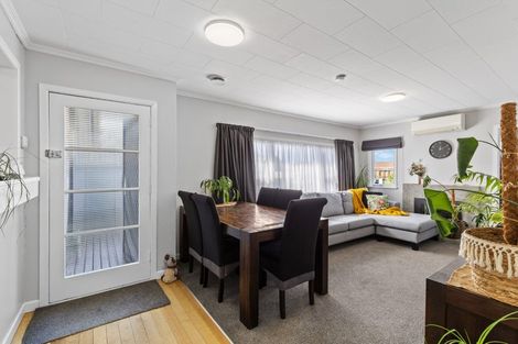 Photo of property in 10 Snell Street, Morrinsville, 3300