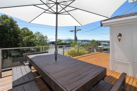 Photo of property in 155 Vipond Road, Stanmore Bay, Whangaparaoa, 0932
