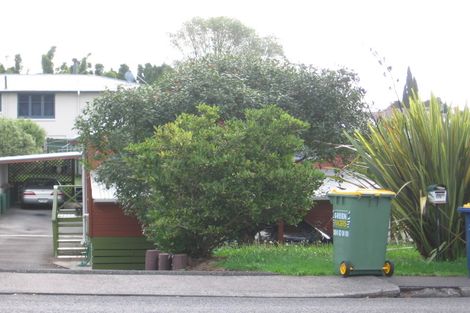 Photo of property in 2/64 Mcleod Road, Te Atatu South, Auckland, 0610