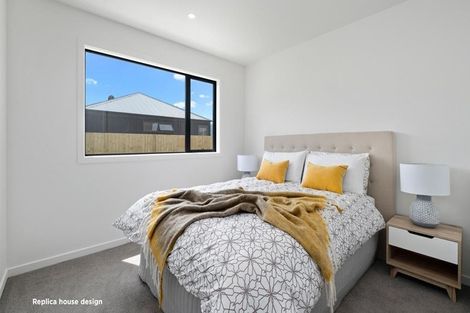 Photo of property in 52 Minaret Ridge, Wanaka, 9305