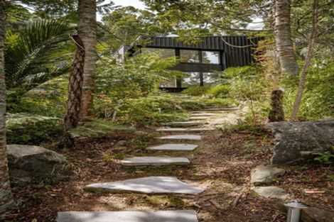 Photo of property in 34 Arapito Road, Titirangi, Auckland, 0604