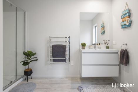 Photo of property in 12 Anatere Rise, Athenree, Katikati, 3177