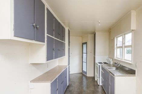 Photo of property in 13 Thomson Street, West End, Palmerston North, 4412