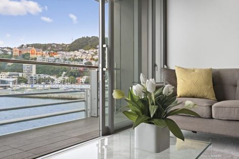 Photo of property in Clyde Quay Wharf, 2a/6 Clyde Quay Wharf, Te Aro, Wellington, 6011
