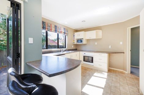 Photo of property in 68 Clifton Terrace, Fitzherbert, Palmerston North, 4410