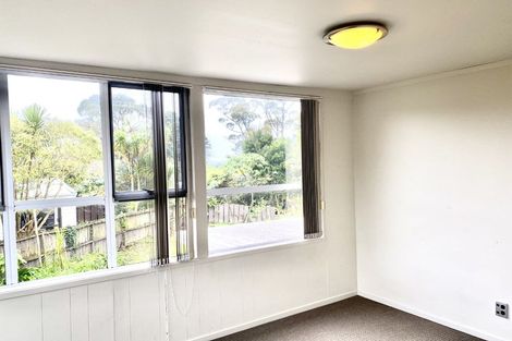 Photo of property in 10 Albemarle Place, Massey, Auckland, 0614