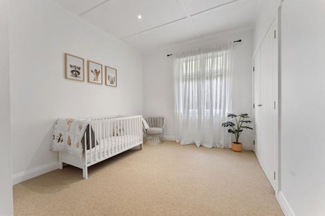 Photo of property in 6 Ngaio Street, Strandon, New Plymouth, 4312