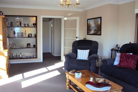 Photo of property in 58 Pembroke Street, Avondale, Christchurch, 8061