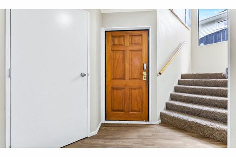 Photo of property in 2/46 Powrie Street, Glenfield, Auckland, 0629