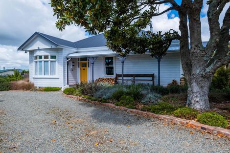 Photo of property in 43 Rhodes Street, Waimate, 7924