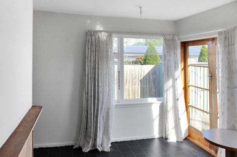 Photo of property in 24 Wentworth Street, Ilam, Christchurch, 8041