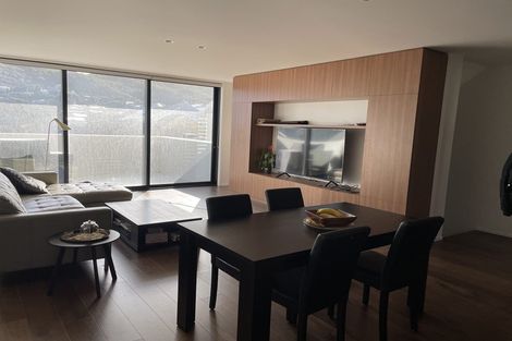 Photo of property in 79 Melbourne Road, Island Bay, Wellington, 6023