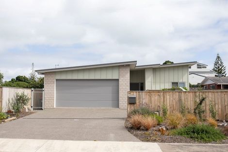 Photo of property in 19a Francis Road, Paraparaumu Beach, Paraparaumu, 5032
