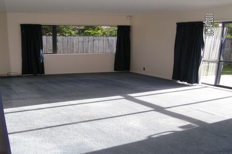 Photo of property in 16/103 Swanson Road, Henderson, Auckland, 0610
