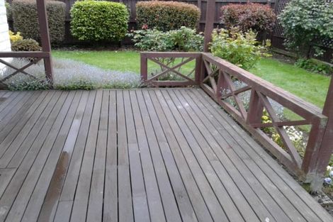 Photo of property in 18 Regency Crescent, Redwood, Christchurch, 8051