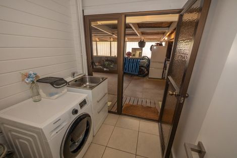 Photo of property in 8 Haekaro Lane, Cable Bay, 0420