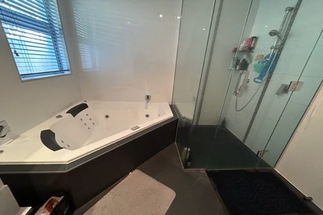 Photo of property in 221 East Coast Road, Campbells Bay, Auckland, 0620