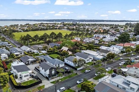 Photo of property in 45 Formby Avenue, Point Chevalier, Auckland, 1022