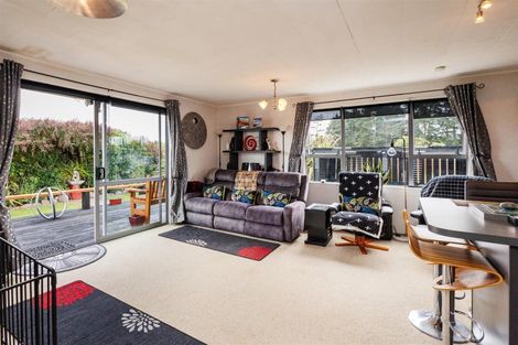 Photo of property in 24 Barton Street, Marton, 4710