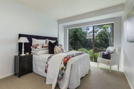 Photo of property in 3 Fielding Crescent, Farm Cove, Auckland, 2012