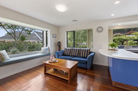 Photo of property in 7-9 Shotover Grove, Waikanae, 5036