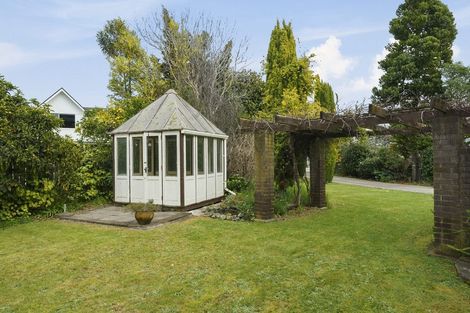 Photo of property in 38 Kanawa Street, Waikanae, 5036