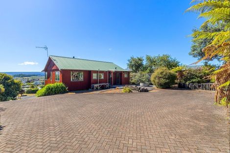 Photo of property in 8 Paurini Place, Motuoapa, 3382