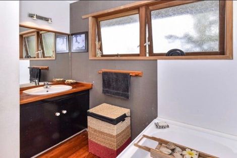 Photo of property in 6 Brough Road, Manurewa East, Auckland, 2102